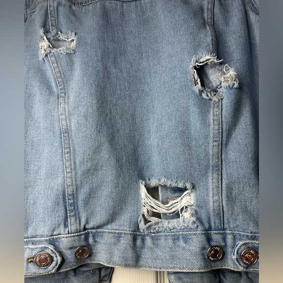 Women’s Jean Jacket / Forever21 - Picture 4 of 10